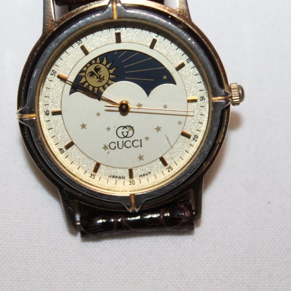 Vintage 1980-90s Gucci "Sun/Moon Phase" Watch - Picture 4 of 5